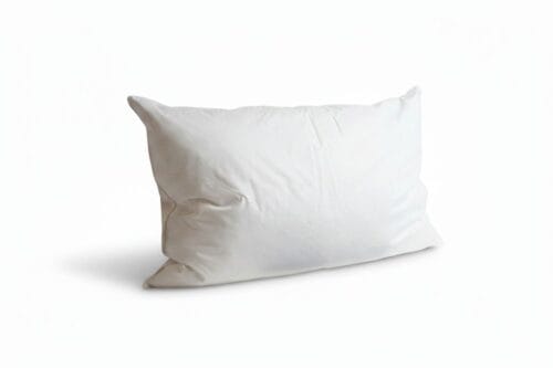 Daunen Kissen von Bellissima Home im Einsatz beim Schlafen