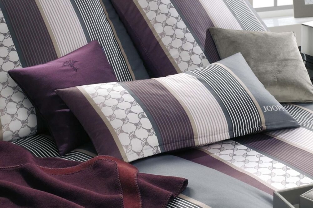 JOOP! Cornflower Stripes Deep Wine Satin Bettwäsche - Image 2